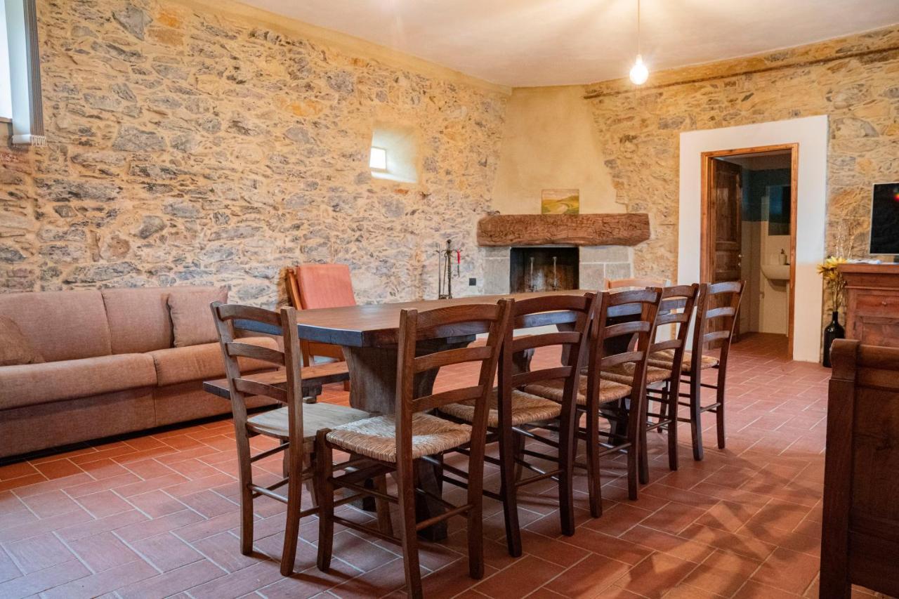 Il Podere Di Emore - Locazione Turistica Вилафранка ин Луниджана Екстериор снимка